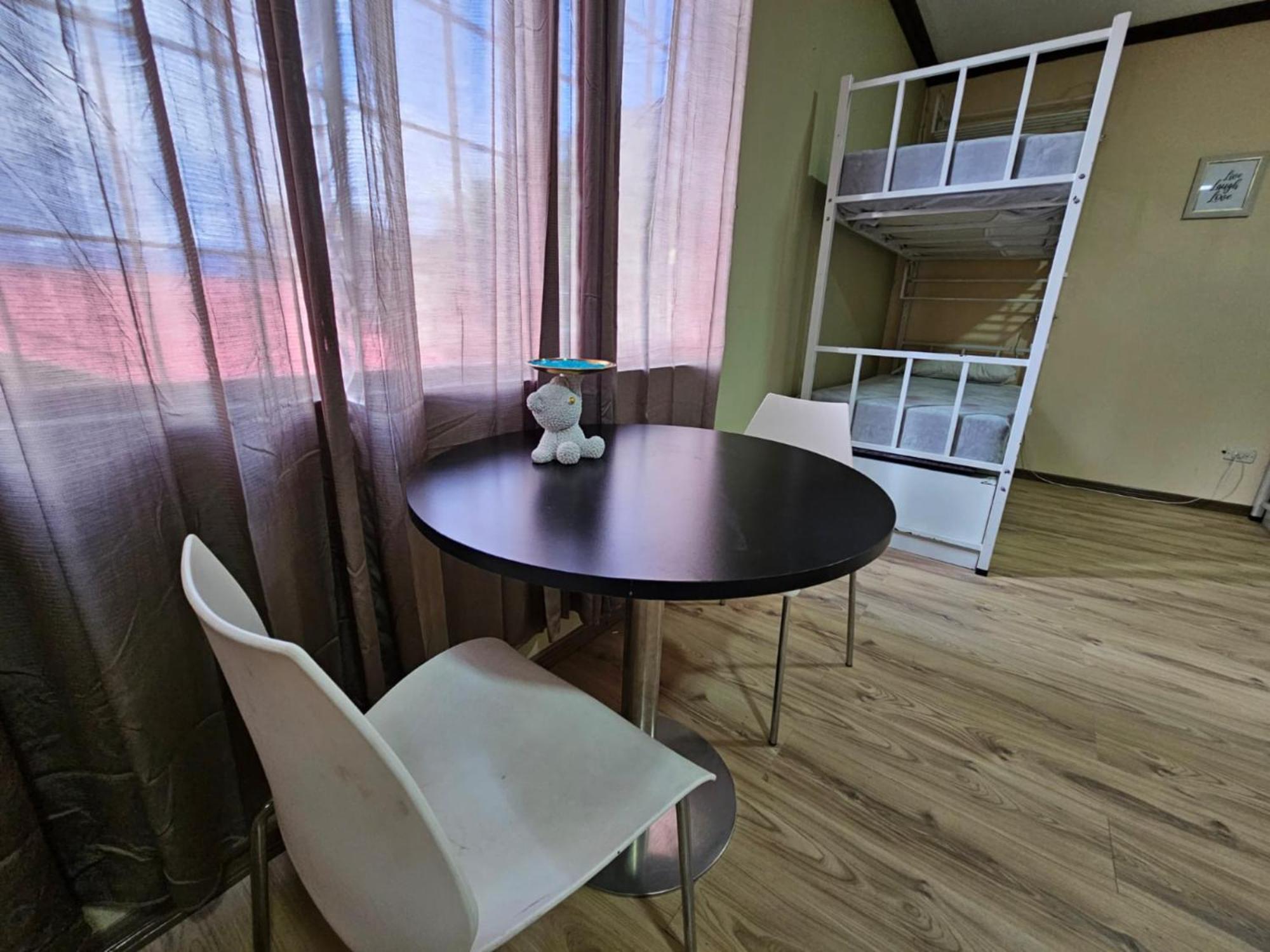 Hostel La Cali Inn Сан Хосе Екстериор снимка